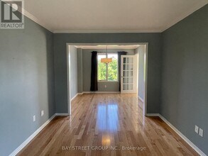 551 Sackville Crescent in Kingston, ON - Building Photo - Building Photo