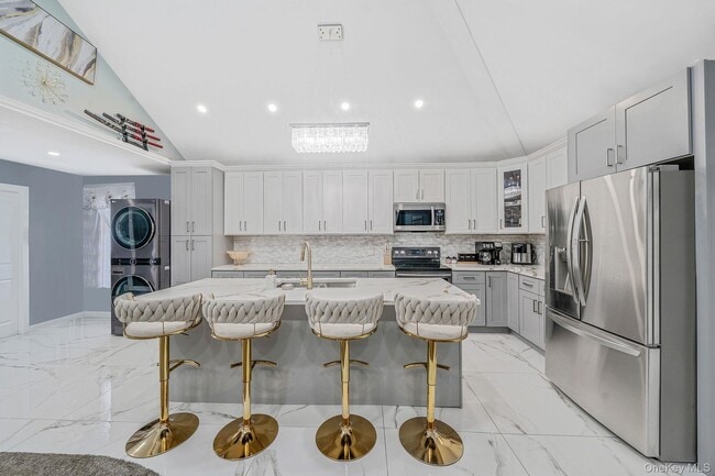 property at 158 Mohawk St