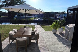 9484 Treasure Ln NE in St. Petersburg, FL - Building Photo - Building Photo