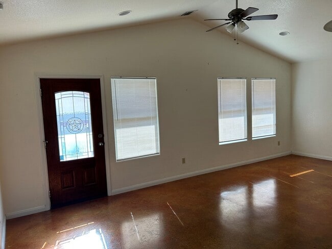 486 Bridle Path in Kerrville, TX - Building Photo - Building Photo