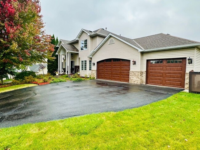property at 17452 Hibiscus Ave