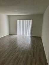 1846 Abbey Rd in West Palm Beach, FL - Building Photo - Building Photo