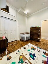 2100 Christian St, Unit A in Philadelphia, PA - Building Photo - Building Photo
