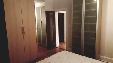 2035 Commonwealth Ave in Boston, MA - Building Photo - Building Photo