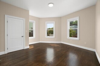 581 Washington St, Unit #2 in Boston, MA - Building Photo - Building Photo