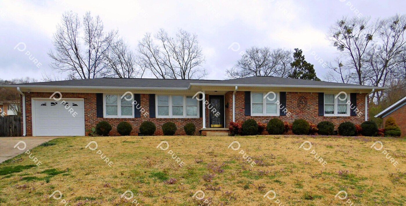 1717 Haynes Ave NE in Huntsville, AL - Building Photo