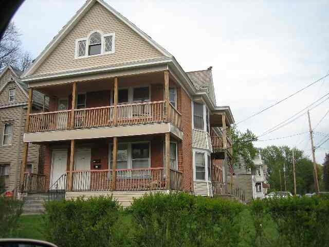 796 Francis Ave in Schenectady, NY - Foto de edificio - Building Photo