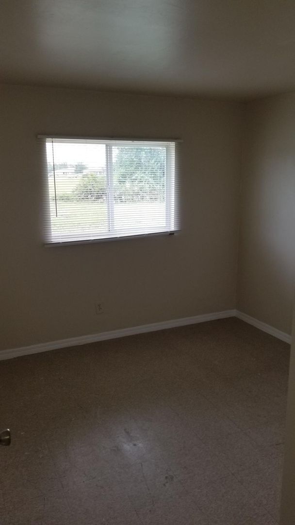 4433-4435 27th St SW in Lehigh Acres, FL - Building Photo - Building Photo