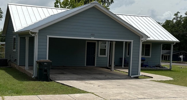 property at 1415 Owens St