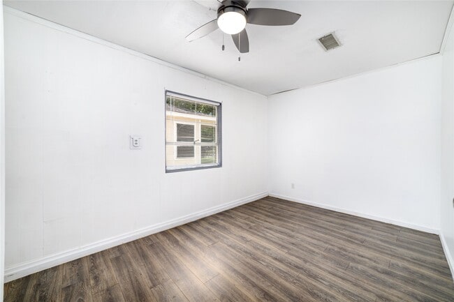 property at 1309 Jefferson St