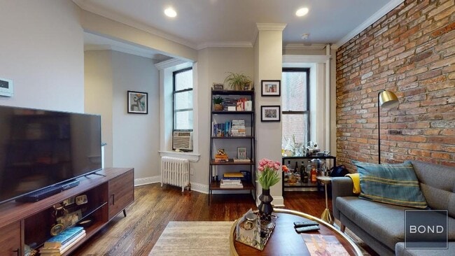 property at 432 E 13th St
