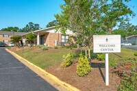 South Pointe in Hanahan, SC - Foto de edificio - Building Photo