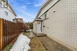 43 Southview Crescent in Ottawa, ON - Building Photo - Building Photo