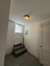 1419 West 27th St in Minneapolis, MN - Foto de edificio - Interior Photo