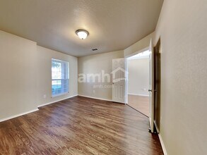 421 Hackberry Dr in Rockwall, TX - Building Photo - Building Photo