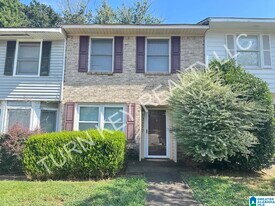 2177 Cheshire Dr in Birmingham, AL - Building Photo