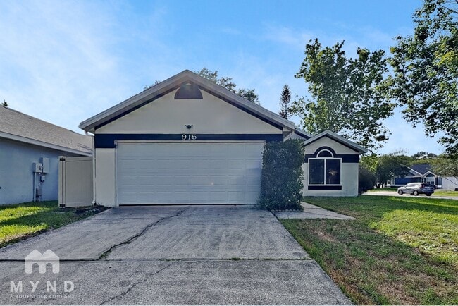 property at 915 River Wind Ave