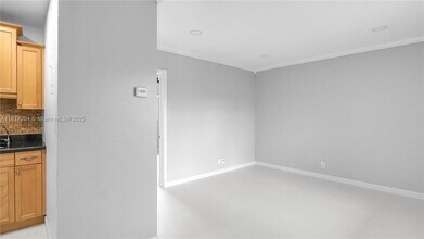 199 E McNab Rd in Pompano Beach, FL - Building Photo - Building Photo