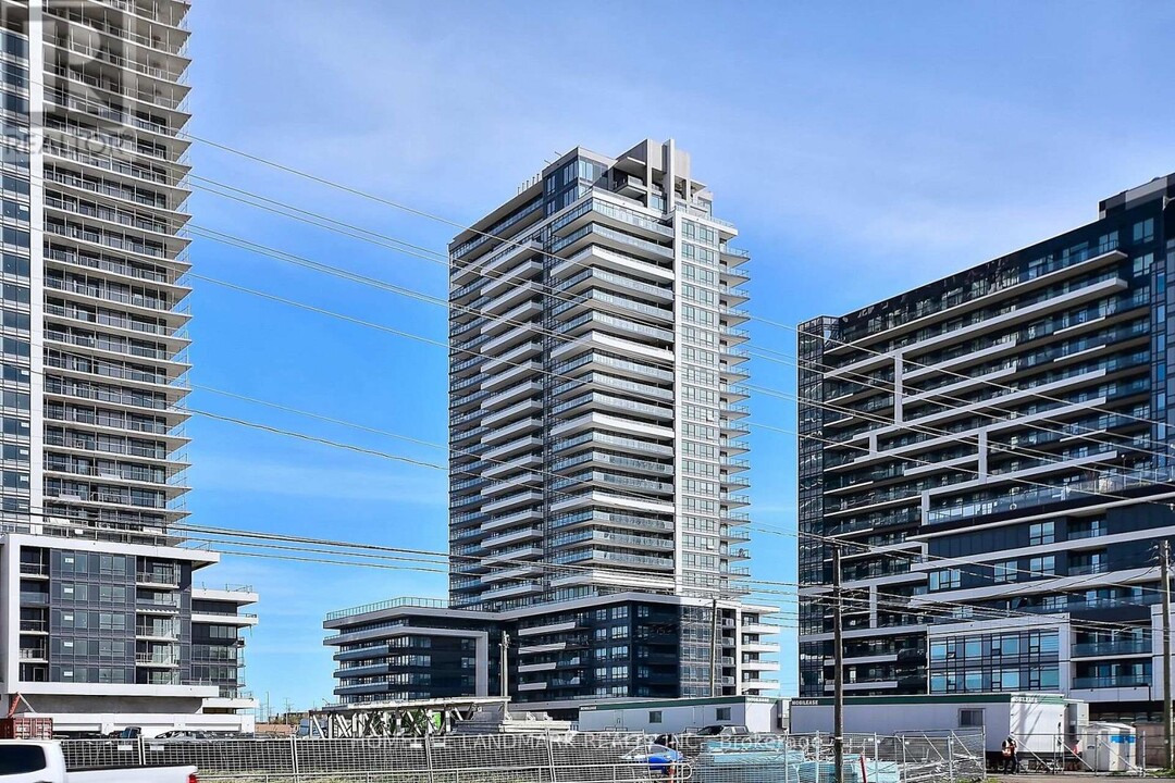 1455-1455 Celebration Dr in Pickering, ON - Building Photo