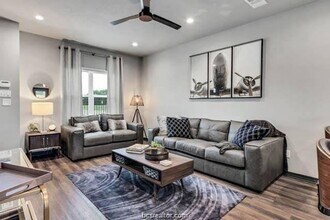 1451 Associates Ave in College Station, TX - Building Photo - Building Photo