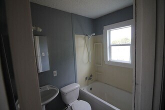 1202 Wallace St in Clovis, NM - Foto de edificio - Building Photo