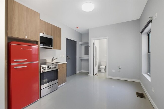 property at 4700 N Racine Ave