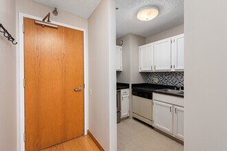 1122 N Clark St in Chicago, IL - Building Photo - Building Photo