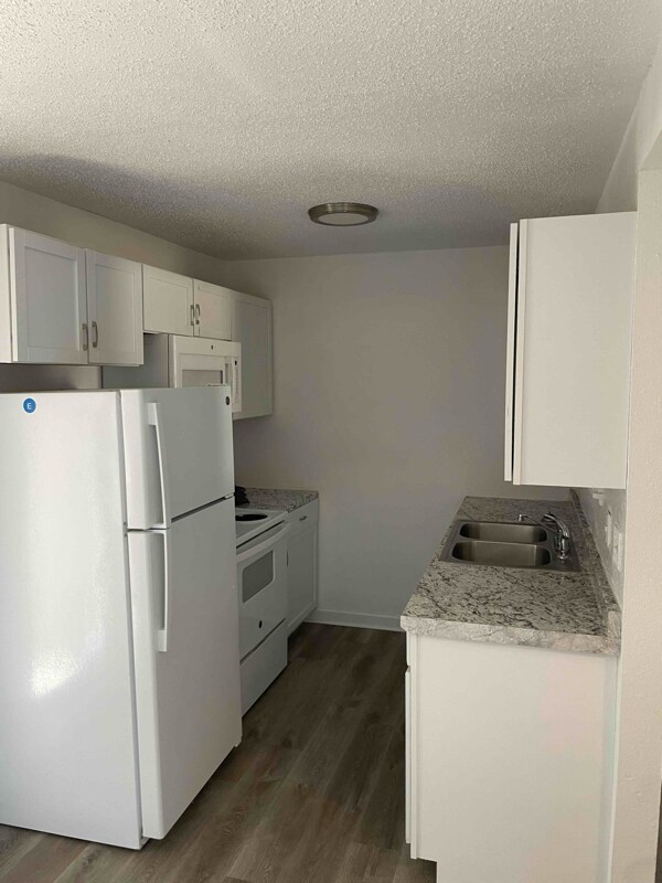 207 E 22nd St-Unit -2D in Cameron, TX - Building Photo - Building Photo