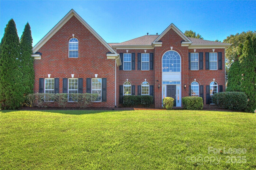 4014 Rosewater Ln in Indian Trail, NC - Building Photo