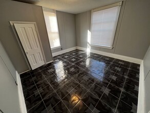 2907 Vine St-Unit -2905 in Lincoln, NE - Building Photo - Building Photo