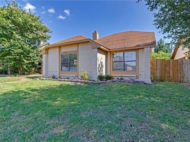 property at 1614 Doubletree Dr