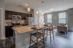 LC Murfreesboro in Murfreesboro, TN - Building Photo