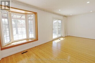 117 Crockamhill Dr in Toronto, ON - Building Photo - Building Photo