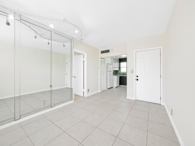 property at 2238 Monroe St