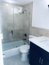 10185 Collins Ave, Unit 616 in Bal Harbour, FL - Building Photo - Building Photo