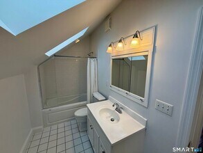 16 Killian Ave in Trumbull, CT - Building Photo - Building Photo