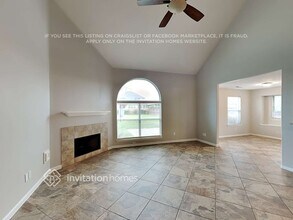 11223 S Country Club Green Dr in Tomball, TX - Building Photo - Building Photo