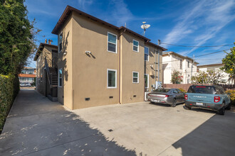 1438 S Sherbourne Dr in Los Angeles, CA - Building Photo - Building Photo