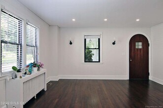 24 Comly Ave in Greenwich, CT - Building Photo - Building Photo