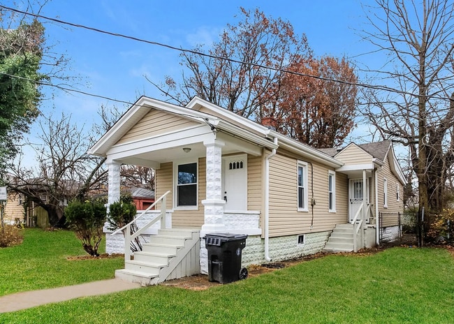 1143 Louis Coleman Jr Drive in Louisville, KY - Building Photo - Building Photo