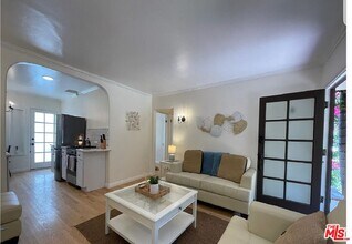1144 15th St in Santa Monica, CA - Building Photo - Building Photo