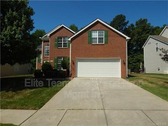 property at 17130 Cambridge Woods Ct