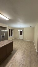 12106 Ent Loop in Laredo, TX - Building Photo - Building Photo