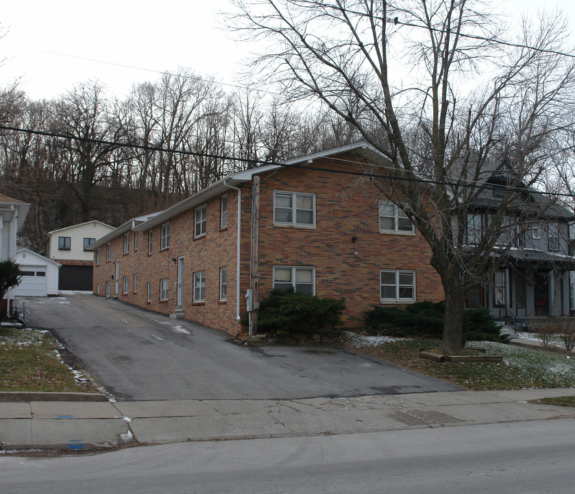 208 S 1st St in Council Bluffs, IA - Building Photo