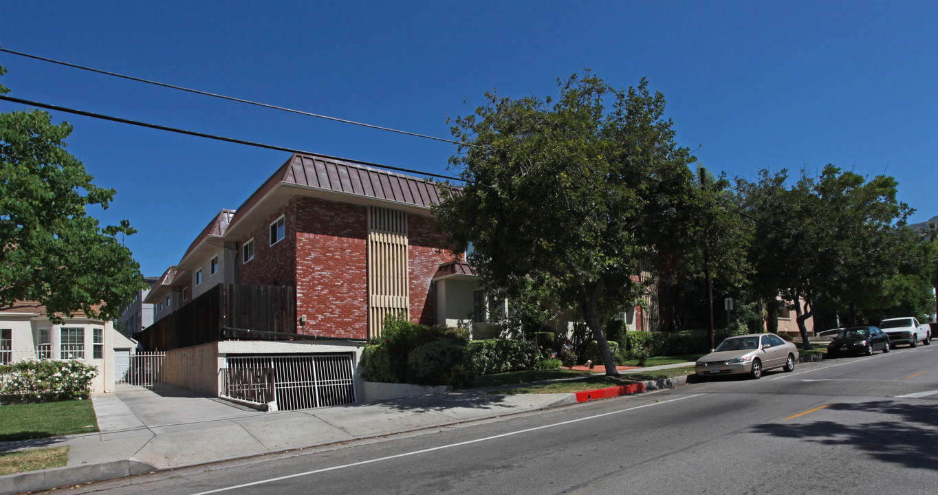 1157 Alameda Ave in Glendale, CA - Building Photo