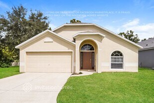 501 Blue Water Ave in Orange City, FL - Building Photo