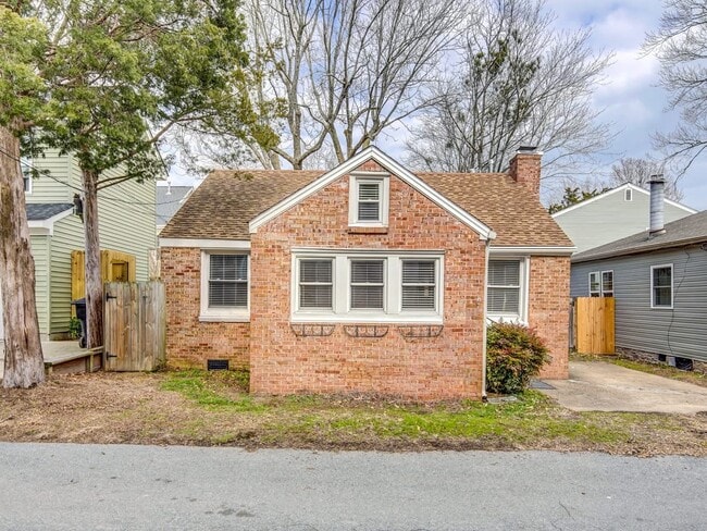 314 25th Half St