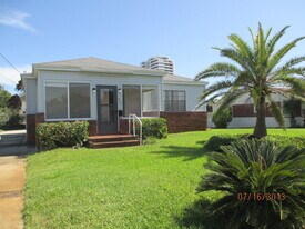 473 Golf Blvd in Daytona Beach, FL - Building Photo