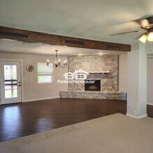 1557 E Grove Ave in Mesa, AZ - Building Photo - Building Photo