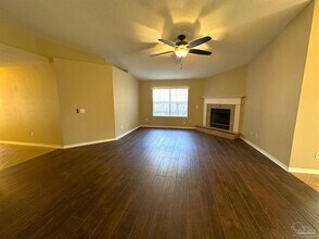 7909 Cayenne Way in Pensacola, FL - Building Photo - Building Photo